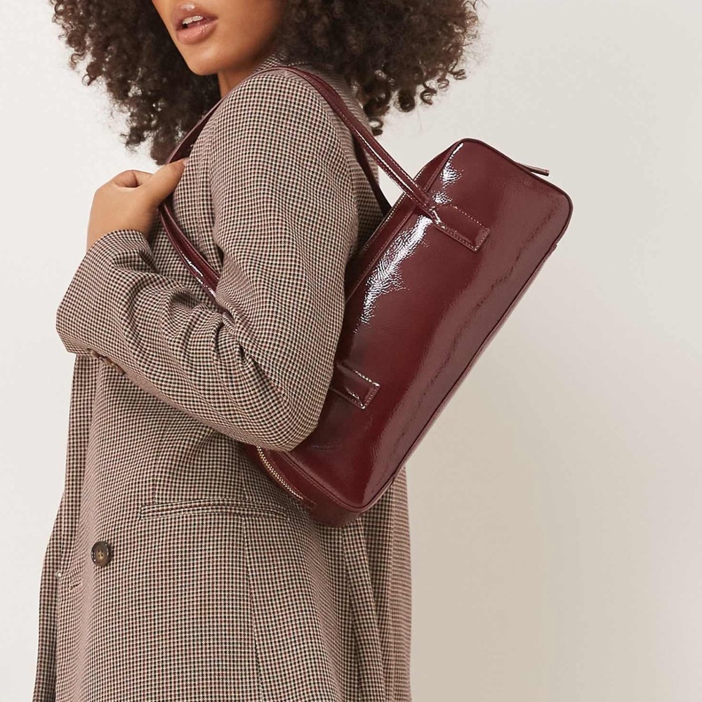 ASOS- burgundy patent faux leather elongated shoulder bag - Picture 2 of 5